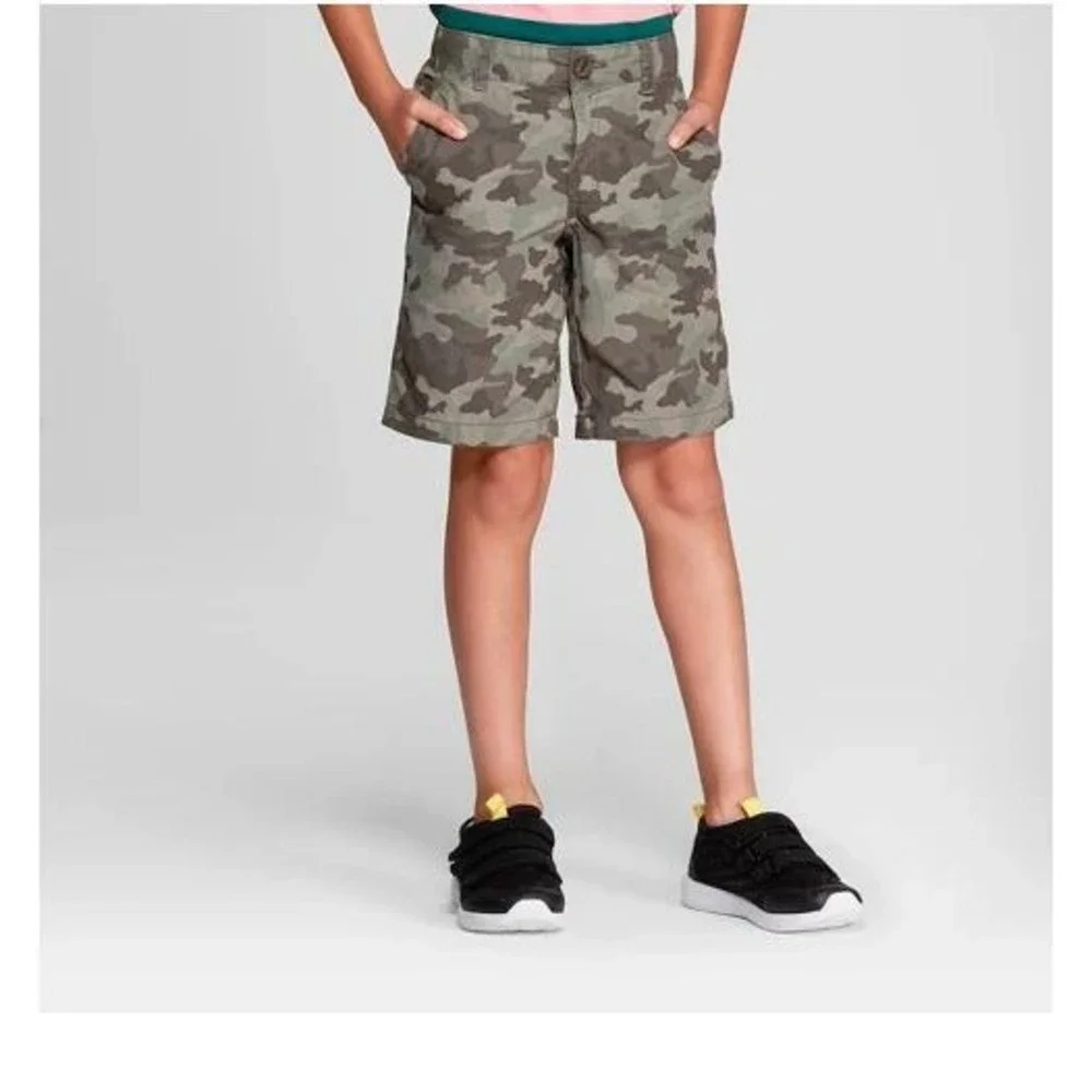 Cat & Jack Chino Shorts Boy's Size 12 Husky Camo Adjustable Waist Flat Front NEW